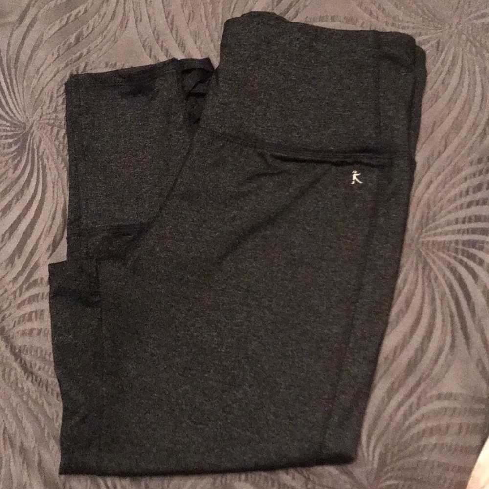 Danskin Capri Yoga pants